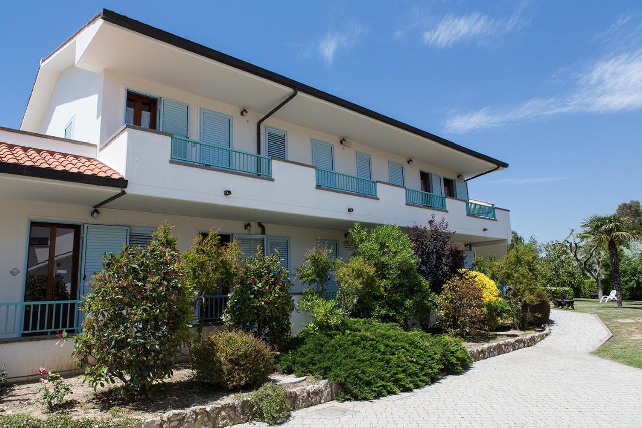 Apartments In Residence In Vada With Swimming Pool 450 Meters From The Sea Exterior photo