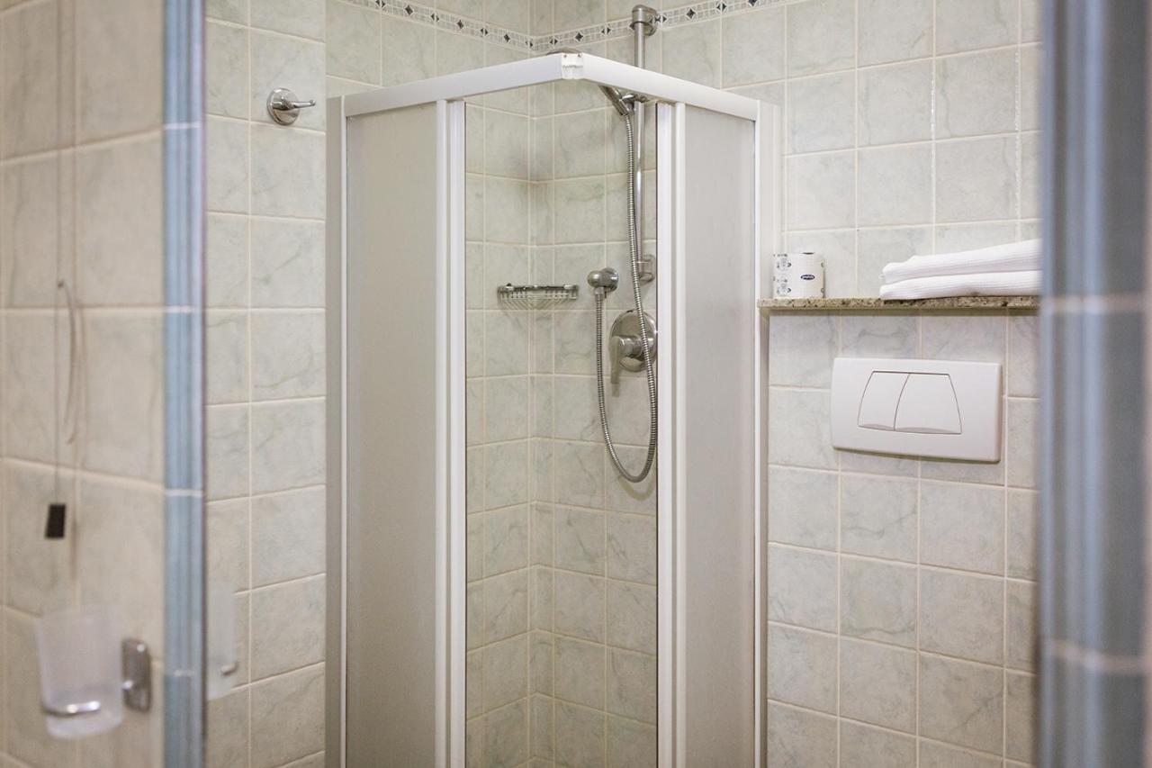 Apartments In Residence In Vada With Swimming Pool 450 Meters From The Sea Exterior photo